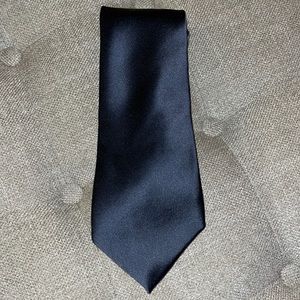 Donna Karan Gray Silk Tie